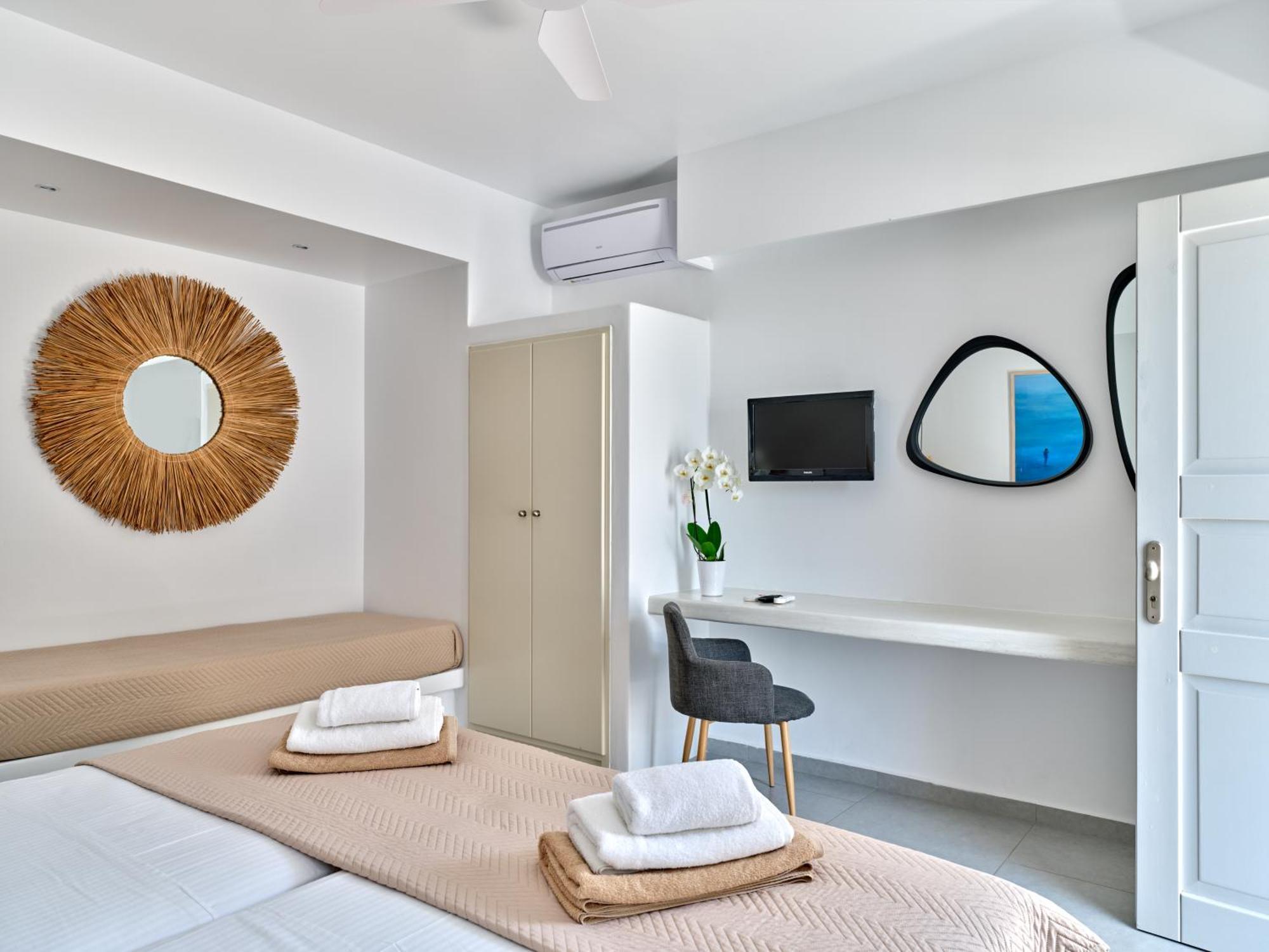 Corina Studios-Apartments Naousa  Ngoại thất bức ảnh
